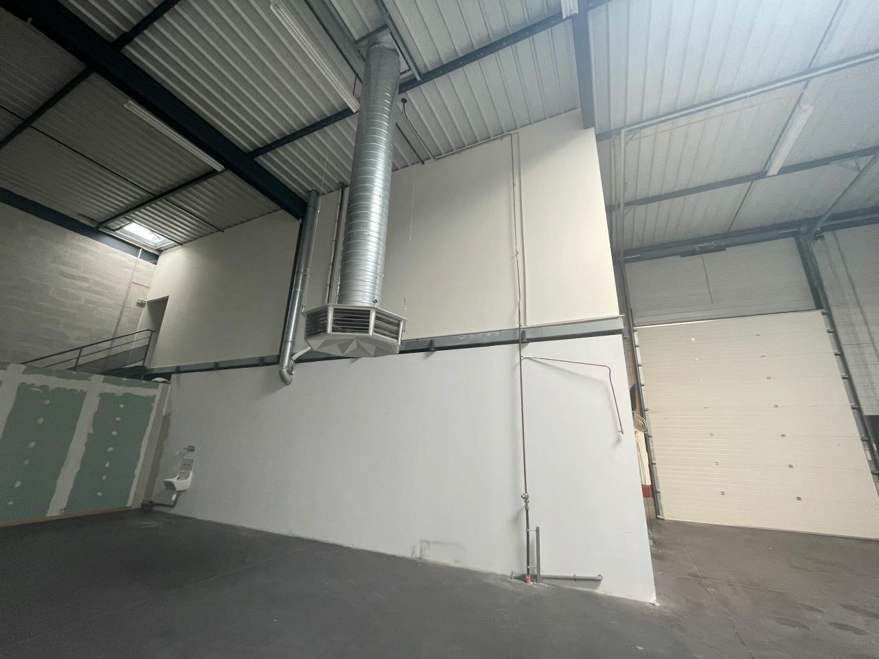 Local d'activité Saint-Fons 300m² Location local d'activité Saint-Fons Rhône OLACT2534054 2
